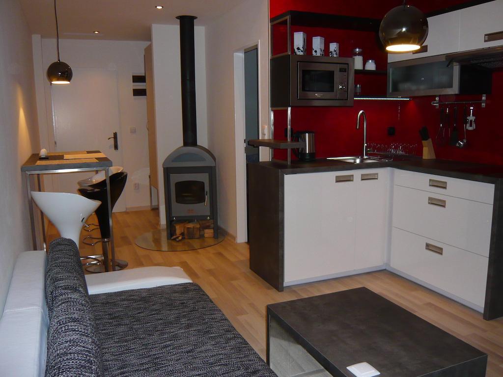 Apartmany Liska Mladé Buky Zimmer foto