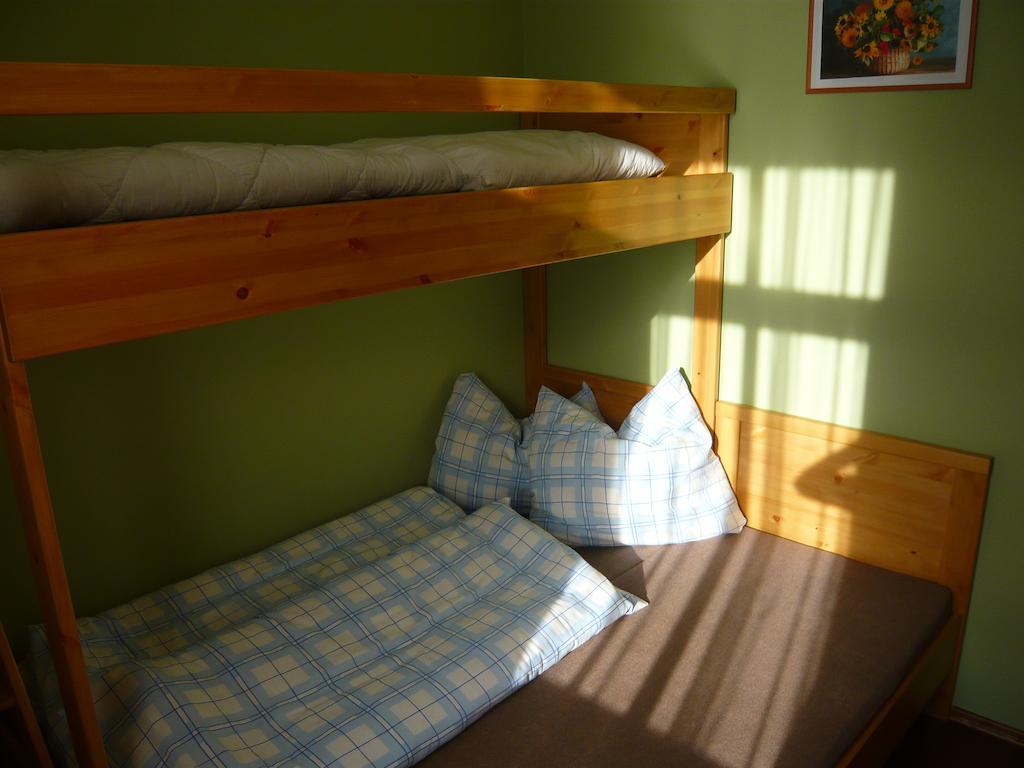 Apartmany Liska Mladé Buky Zimmer foto