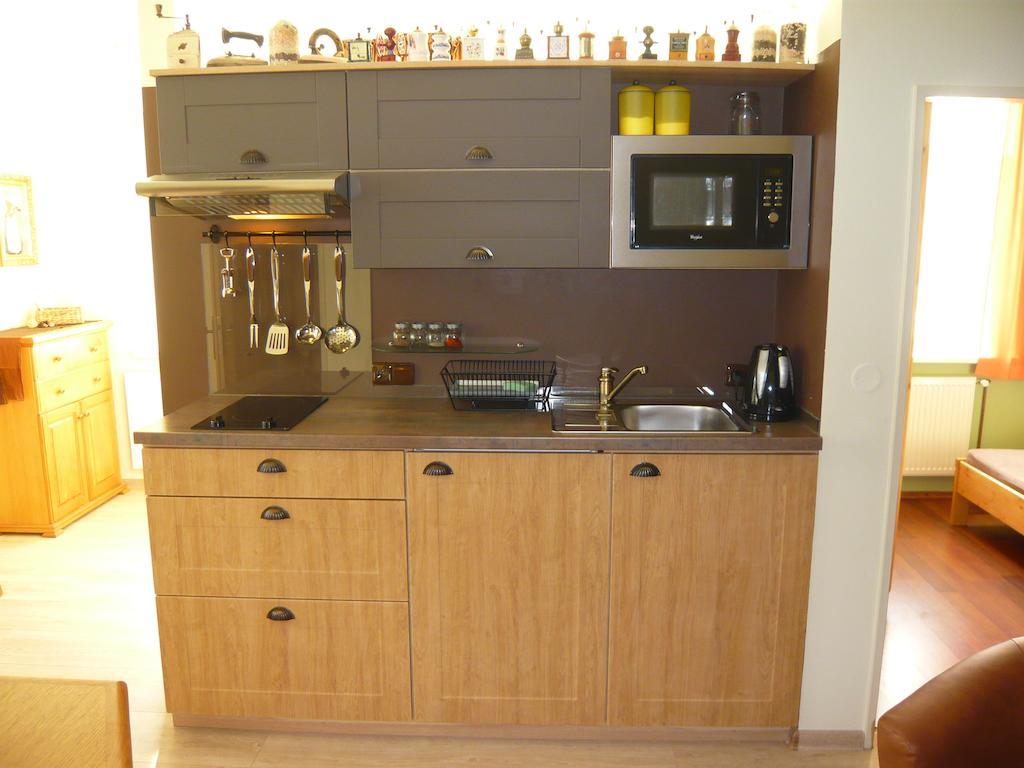 Apartmany Liska Mladé Buky Zimmer foto