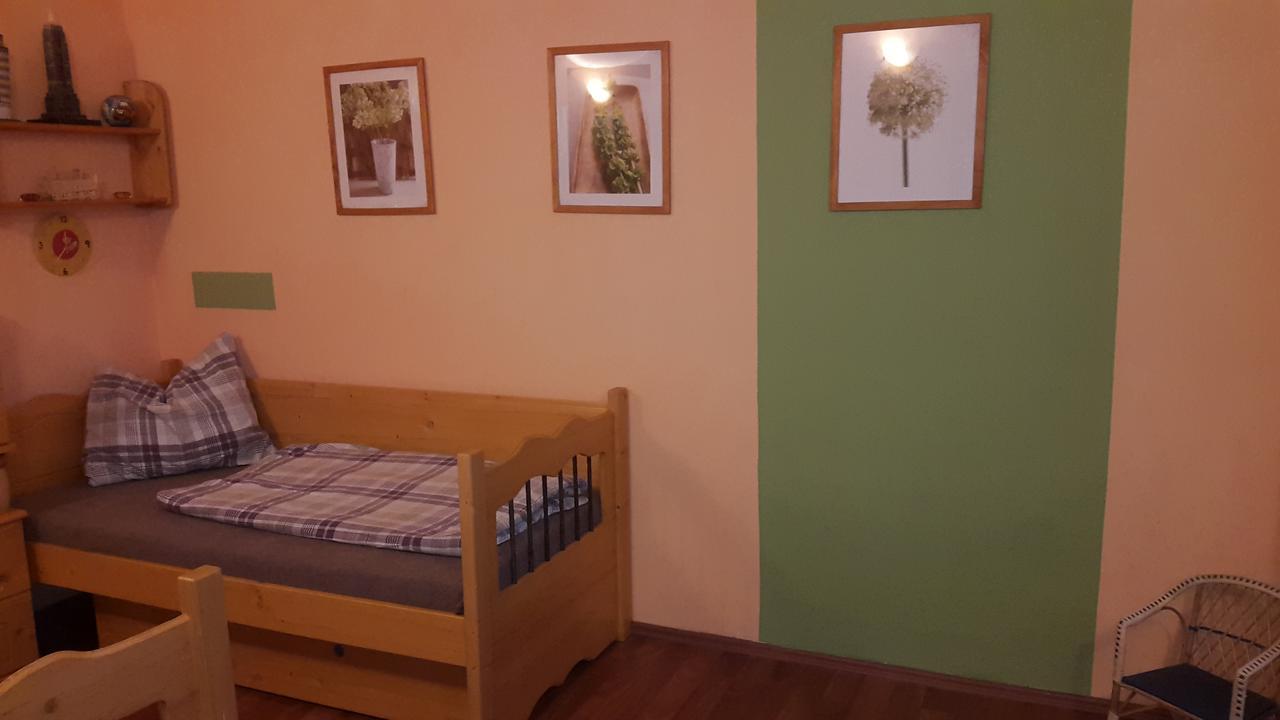 Apartmany Liska Mladé Buky Exterior foto
